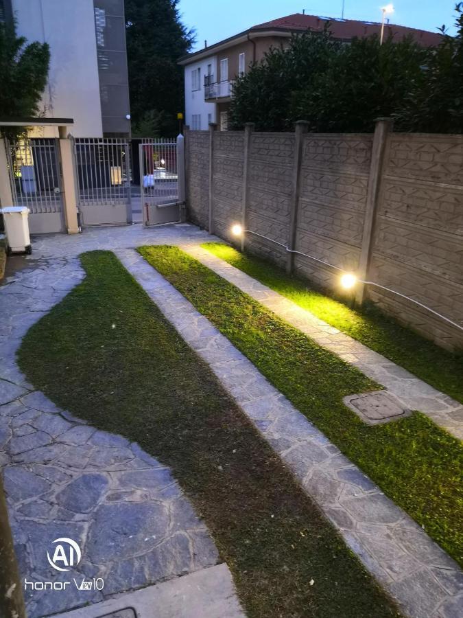 מלון צ'רנוסקו סול נוויליו Flatmilan מראה חיצוני תמונה